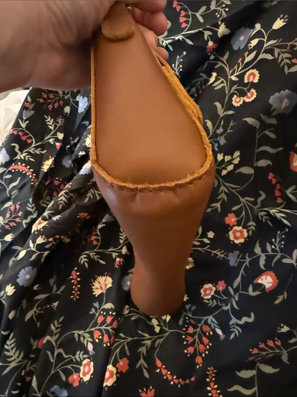 Portland Leather Women's Honey Metro Crossbody Bag